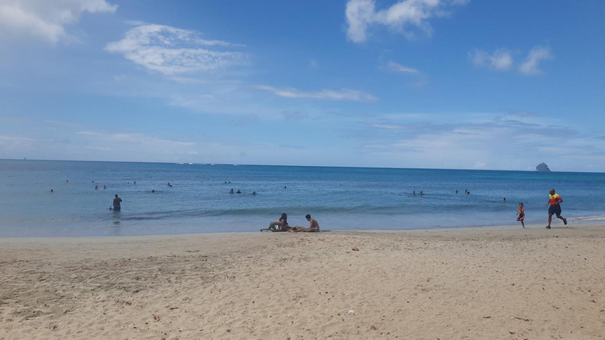 Villa Les Mahoganys Riviere-Salee Luaran gambar